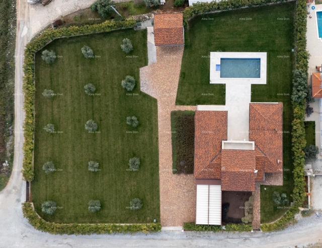 House We are selling a villa with a view of Brijuni!