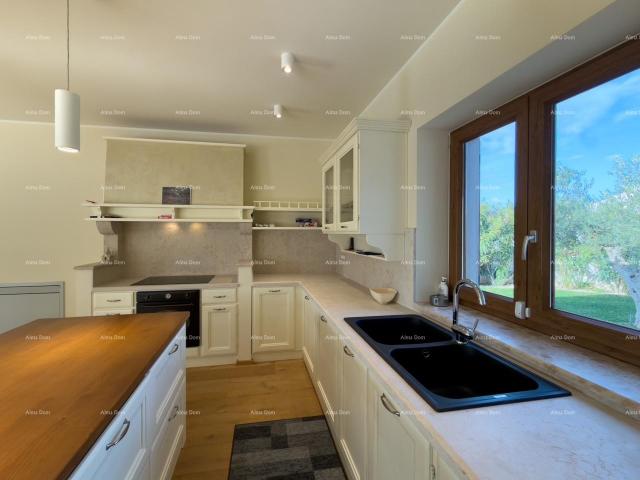 House We are selling a villa with a view of Brijuni!