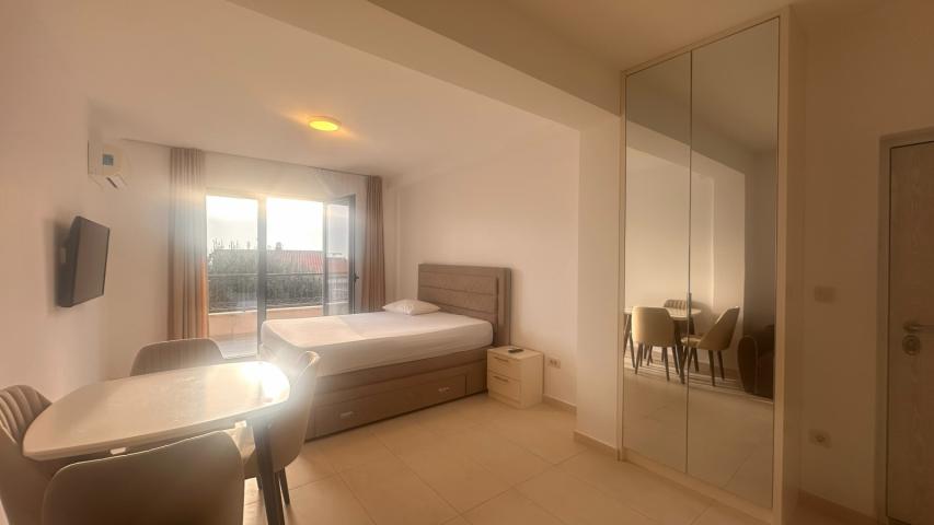 Pržno studio apartment ready to move-in.