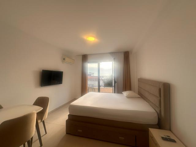 Pržno studio apartment ready to move-in.