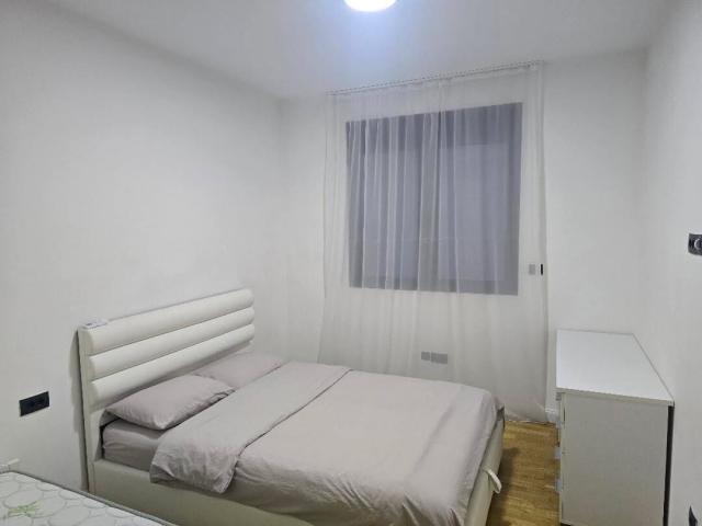 Trosoban stan, 130m2, Dalmatinska