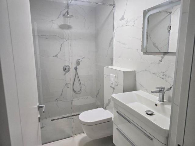 Trosoban stan, 130m2, Dalmatinska