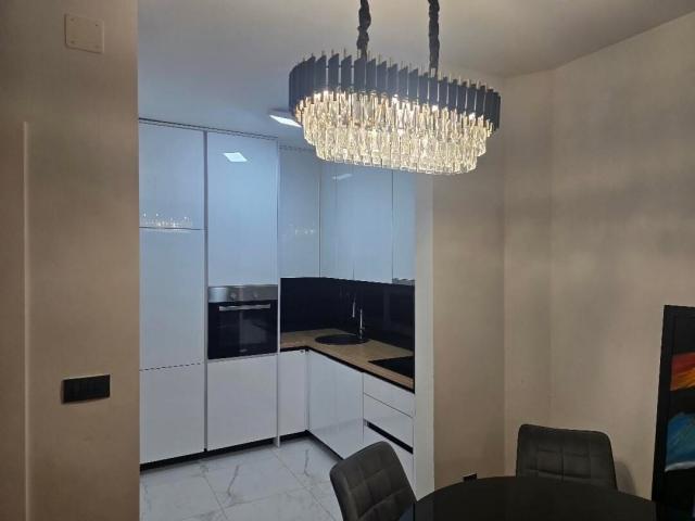 Trosoban stan, 130m2, Dalmatinska