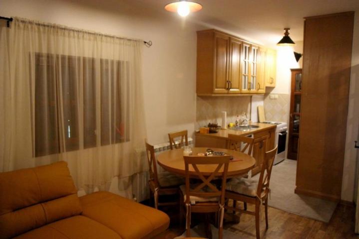 Kuća, 300m2, Centar, Kolašin