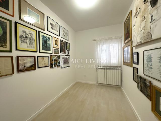 Umag, okolica - šarmantni dvosobni stan na mirnoj i lijepoj lokaciji
