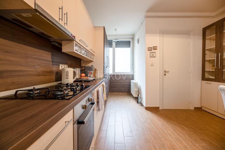 Najam, Zagreb, Donji grad, stan 175m2, na 2 katu