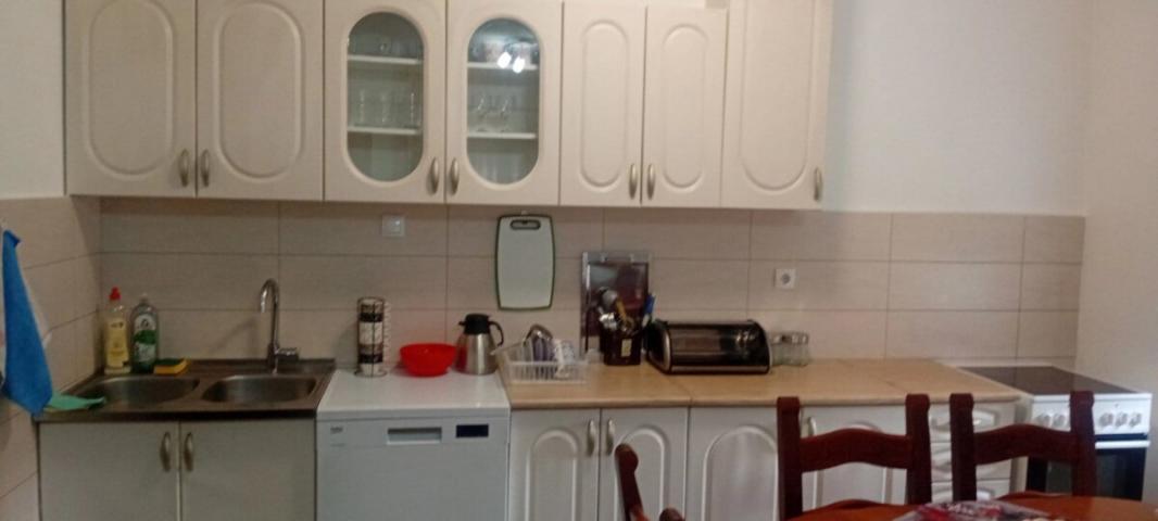 Dvosoban stan,75m2, Zlatica, IZDAVANJE