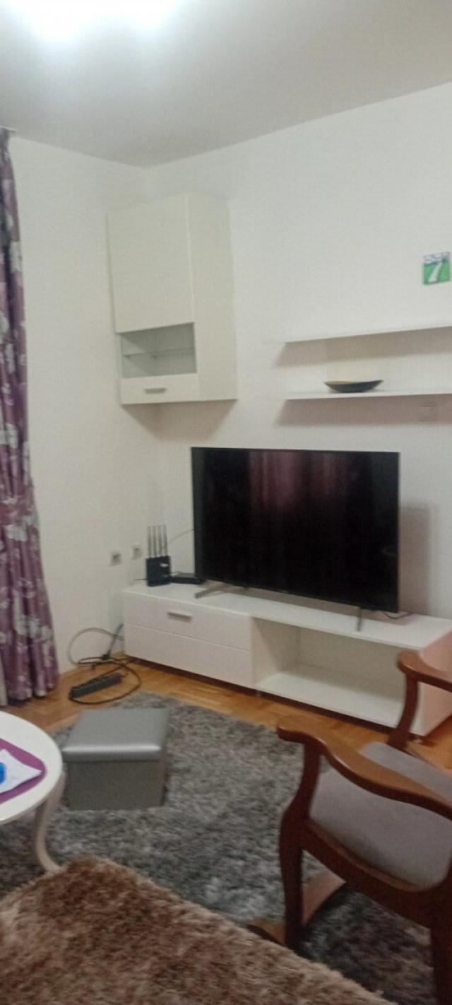 Dvosoban stan,75m2, Zlatica, IZDAVANJE