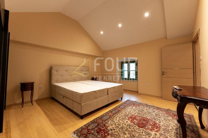 Opatija, 135m2, 2s+db, balkon, vrt, pogled na more