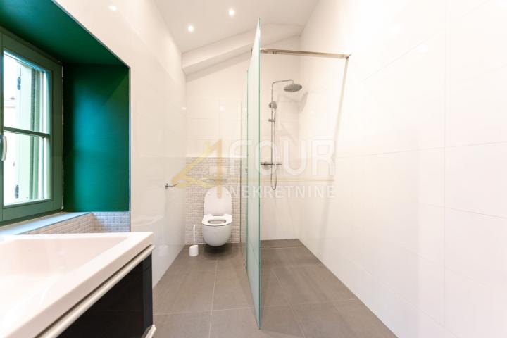 Opatija, 135m2, 2s+db, balkon, vrt, pogled na more