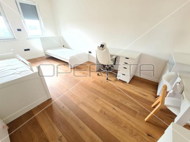 Najam, Kuća, Blato, Jurja Njavre, Dvojni objekt, 323m2