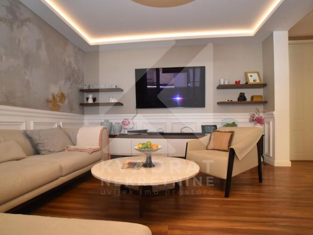 Prodaja, Trosoban stan, Podgorica, Centar, 122m2