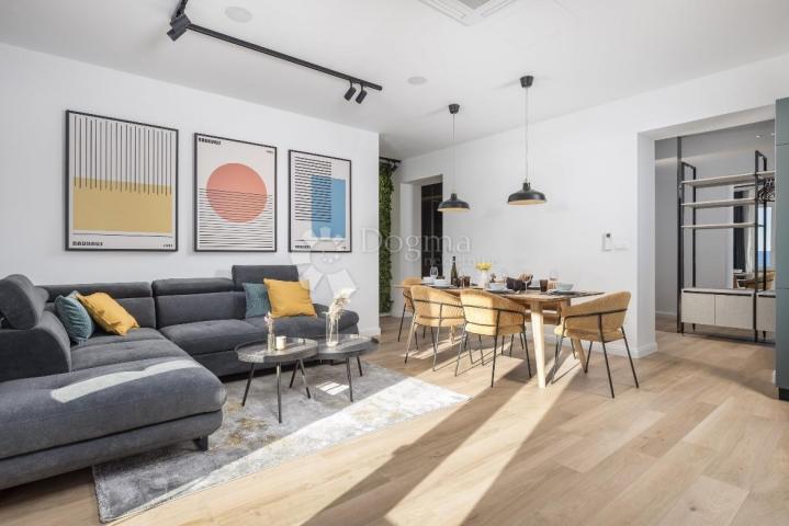 Rijeka, Centar, 156 m2. Divota od 3 stambene jedinice!