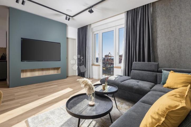 Rijeka, Centar, 156 m2. Divota od 3 stambene jedinice!