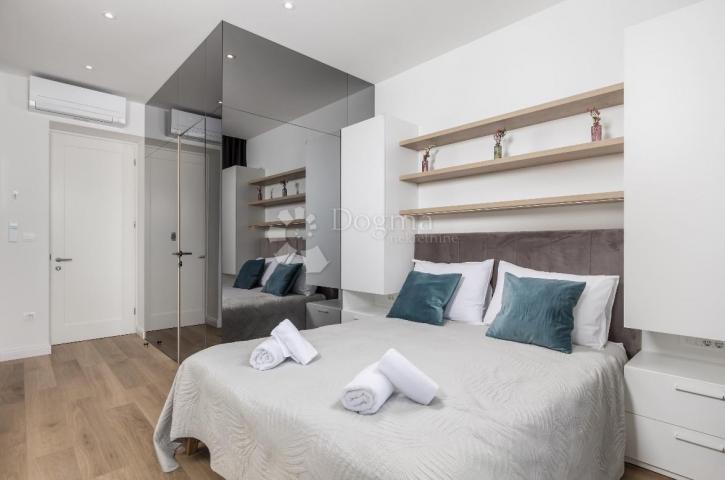 Rijeka, Centar, 156 m2. Divota od 3 stambene jedinice!