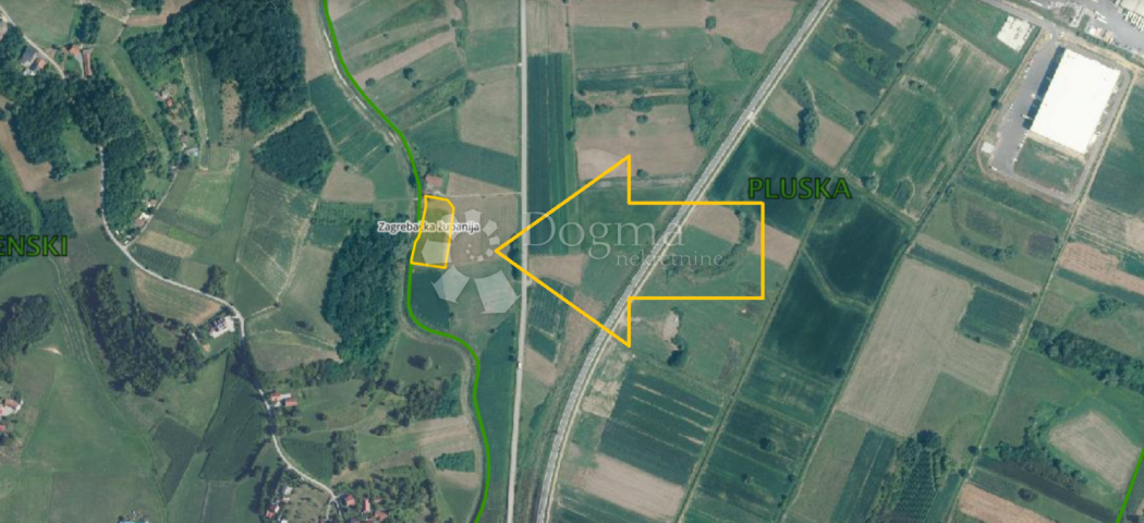 Zemljište 3.766m² u Luki nadomak glavne ceste prema Kupljenovom