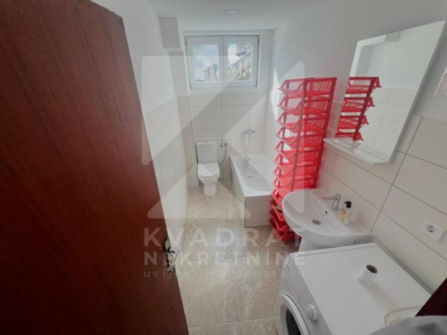 Izdavanje, Jednosoban stan, Podgorica, Ibričevina, 58m2