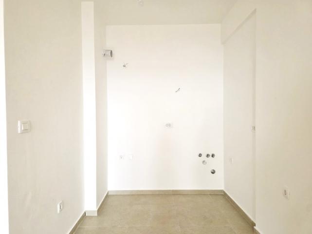 Jednosoban stan, 44m², Stari aerodrom, Podgorica