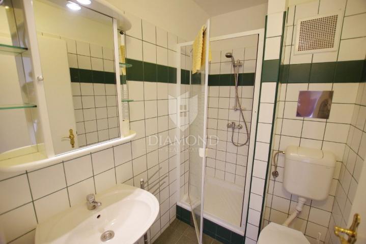 Rabac, Labin, apartmanska kuća s pogledom na more