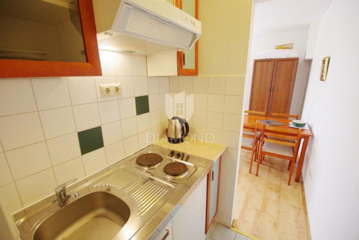 Rabac, Labin, apartmanska kuća s pogledom na more