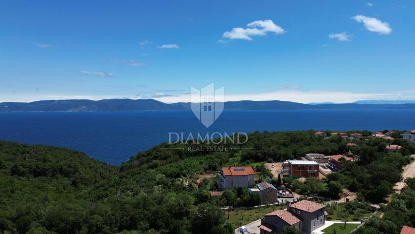 Rabac, Labin, apartmanska kuća s pogledom na more