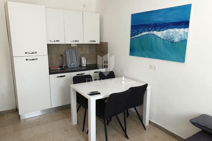 Rabac, Labin, apartmanska kuća s pogledom na more