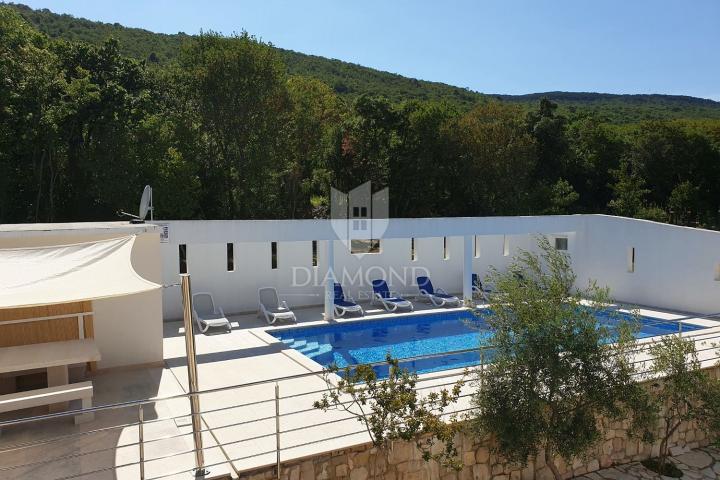 Rabac, Labin, apartmanska kuća s pogledom na more