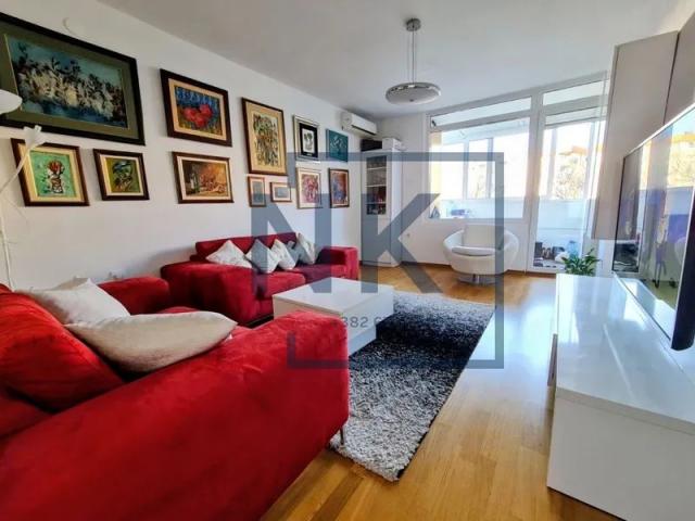 Najam/Izdavanje | Dvosoban stan | 76m2 | Podgorica, Blok 6