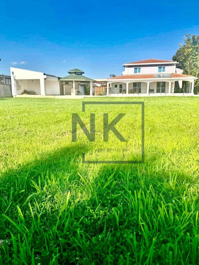 Najam/Izdavanje | Kuća | 450m2 | Podgorica, Donja Gorica