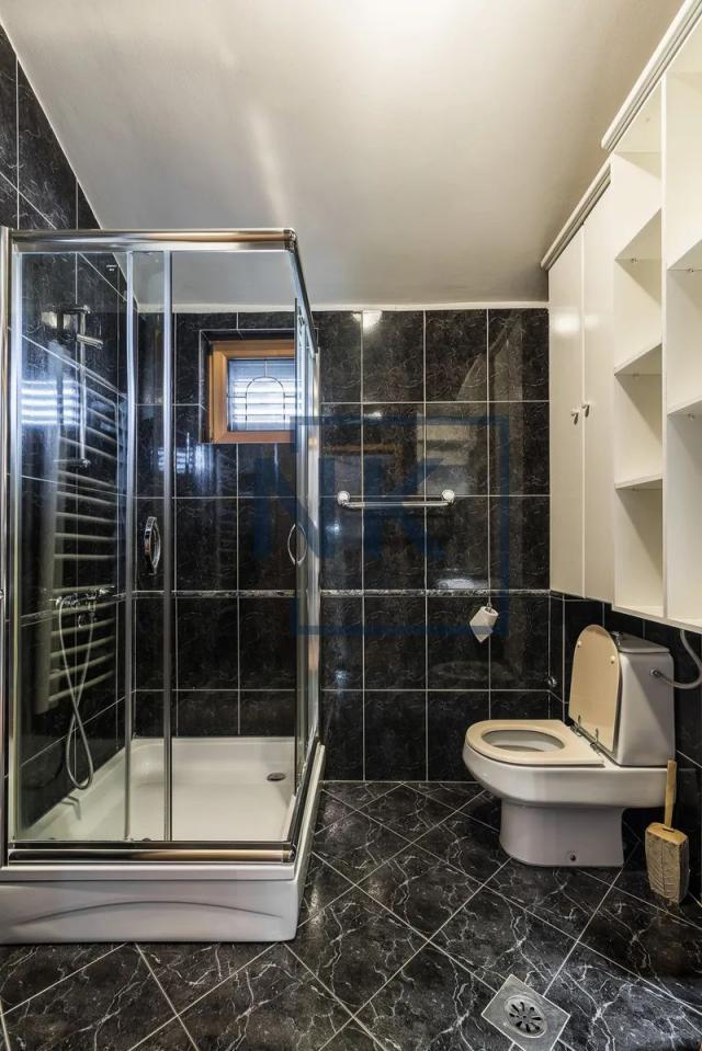 Najam/Izdavanje | Kuća | 370m2 | Podgorica, Zabjelo