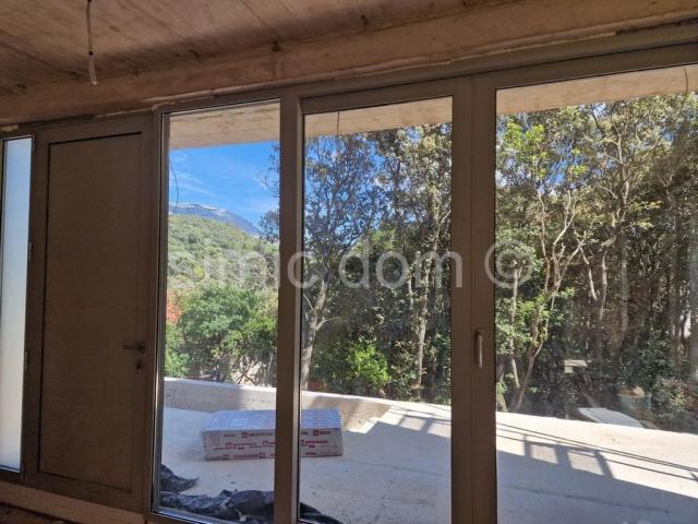 Stan u novogradnji 50m od mora, Korčula