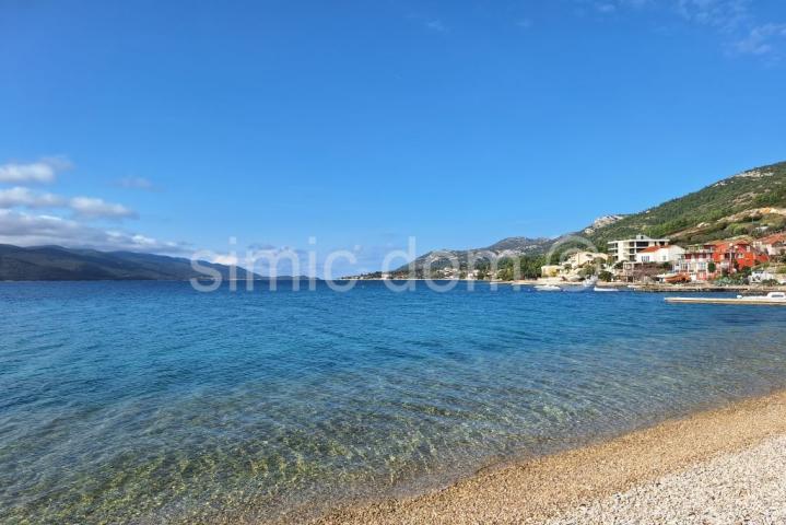 Vila s pogledom drugi red do mora, Pelješac
