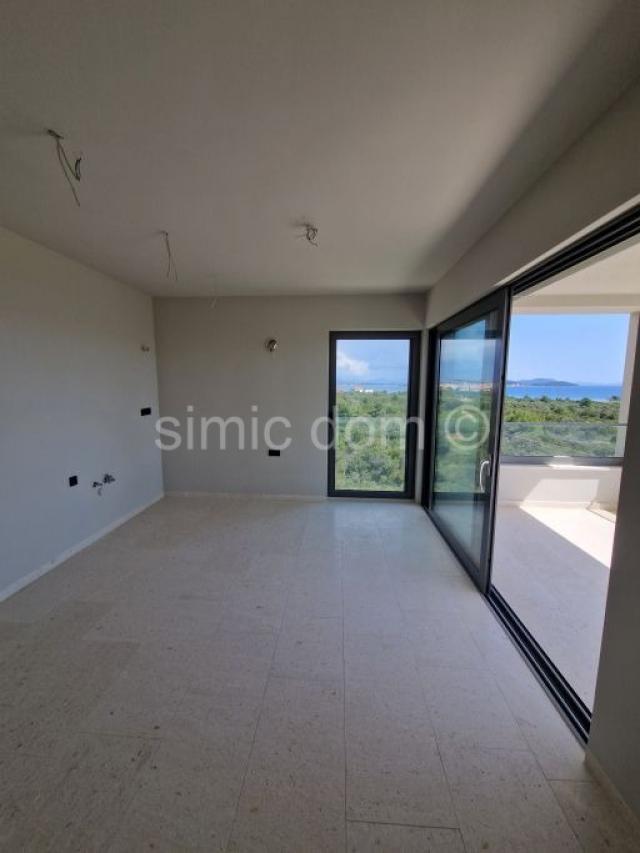 Penthouse s pogledom na more blizu plaže, Tribunj