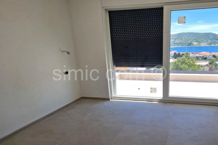 Novi apartman vrlo blizu plaže, Primošten