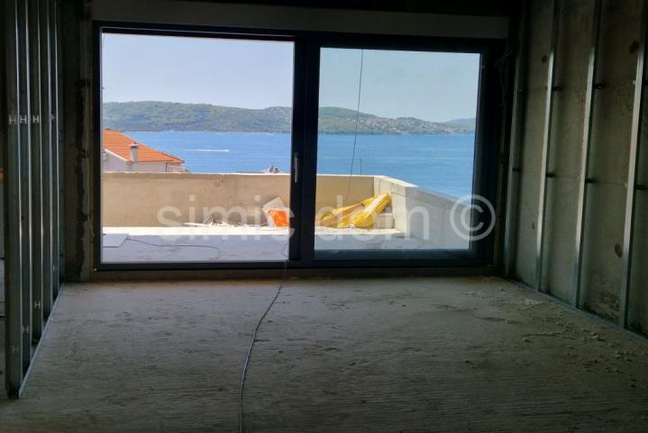 Novi apartmani s lijepim pogledom blizu plaže, Čiovo