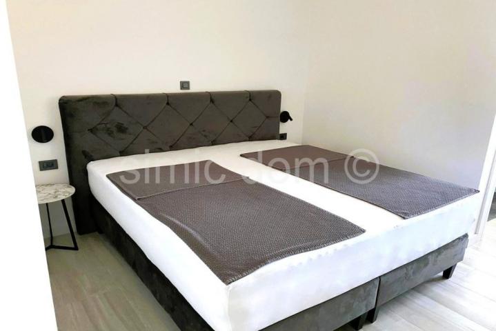 Namješten apartman u prizemlju 50m od plaže, Srima