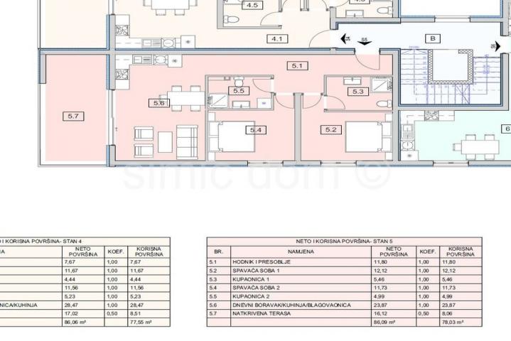 Dvosobni apartman 70 m od plaže s pogledom, Srima
