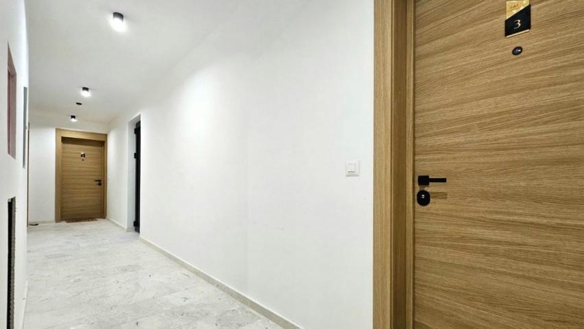 Prodaja, Stan, 43m2 , Rozino