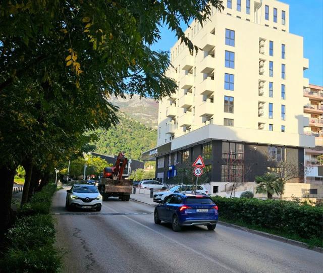 Prodaja, Stan, 43m2 , Rozino
