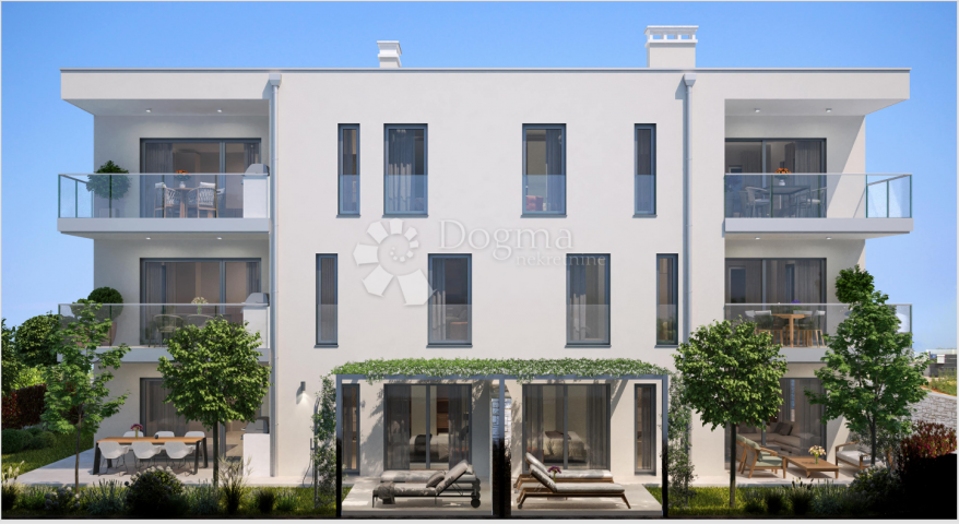 Umag, Zambratija, novogradnja
