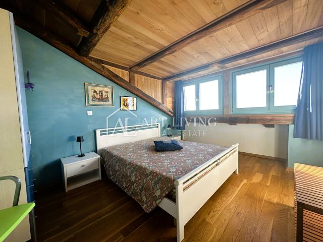 Poreč, okolica - šarmantni dvosobni stan s korištenjem bazena i tenis terena