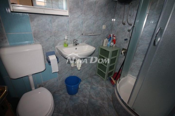 Apartmanska kuća 8 apartmana 450 met. do plaže