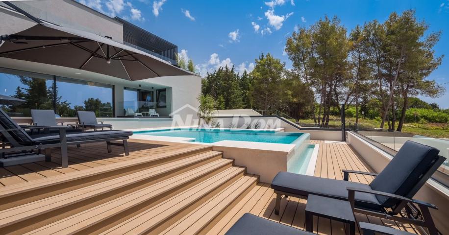 Luksuzna villa sa panoramskim pogledom u Diklu