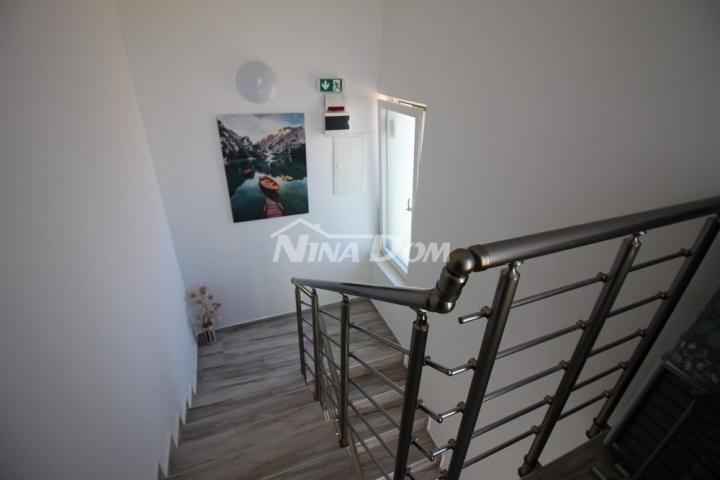 Apartmanska kuća 150 metara do mora