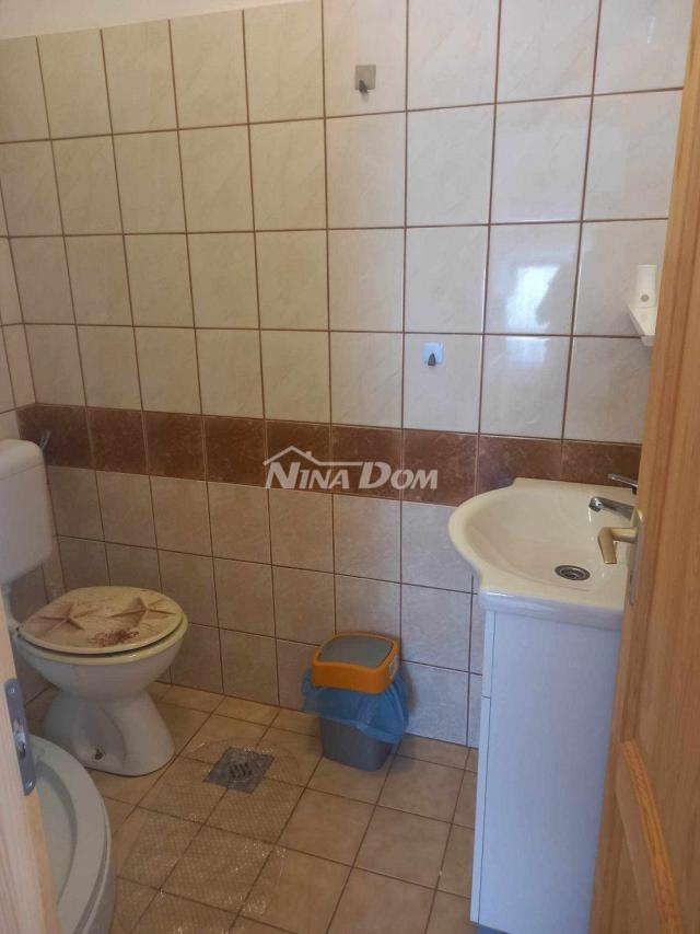 Nekretnina s 4 apartmana