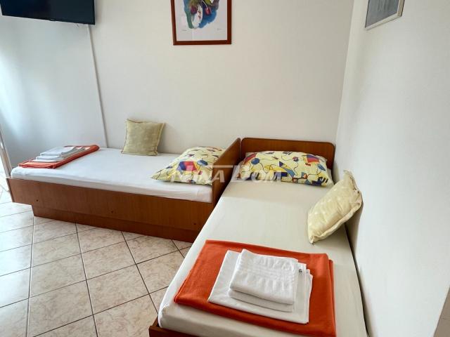 APARTMANSKA KUĆA - PRIVLAKA - 6 APARTMANA