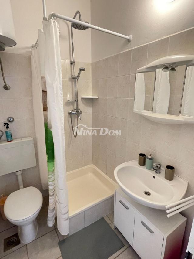 APARTMANSKA KUĆA - PRIVLAKA - 6 APARTMANA