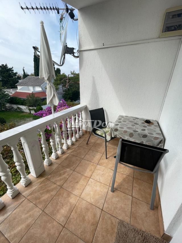 APARTMANSKA KUĆA - PRIVLAKA - 6 APARTMANA