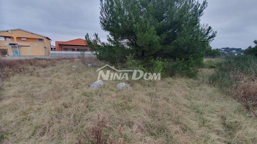 Građevinsko zemljište 600 m2 pod obvezom izrade UPU plana općine Vir