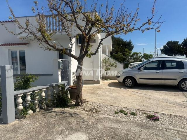 Hrvatska, DalmacijaApartmanska kuća u DolaškojDragi